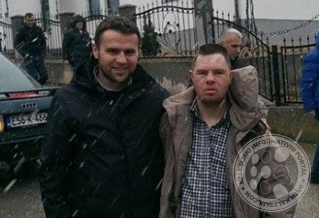 Iako ima Downov sindrom, Osman svaki petak pješači 14 km da bi kljanjao ...