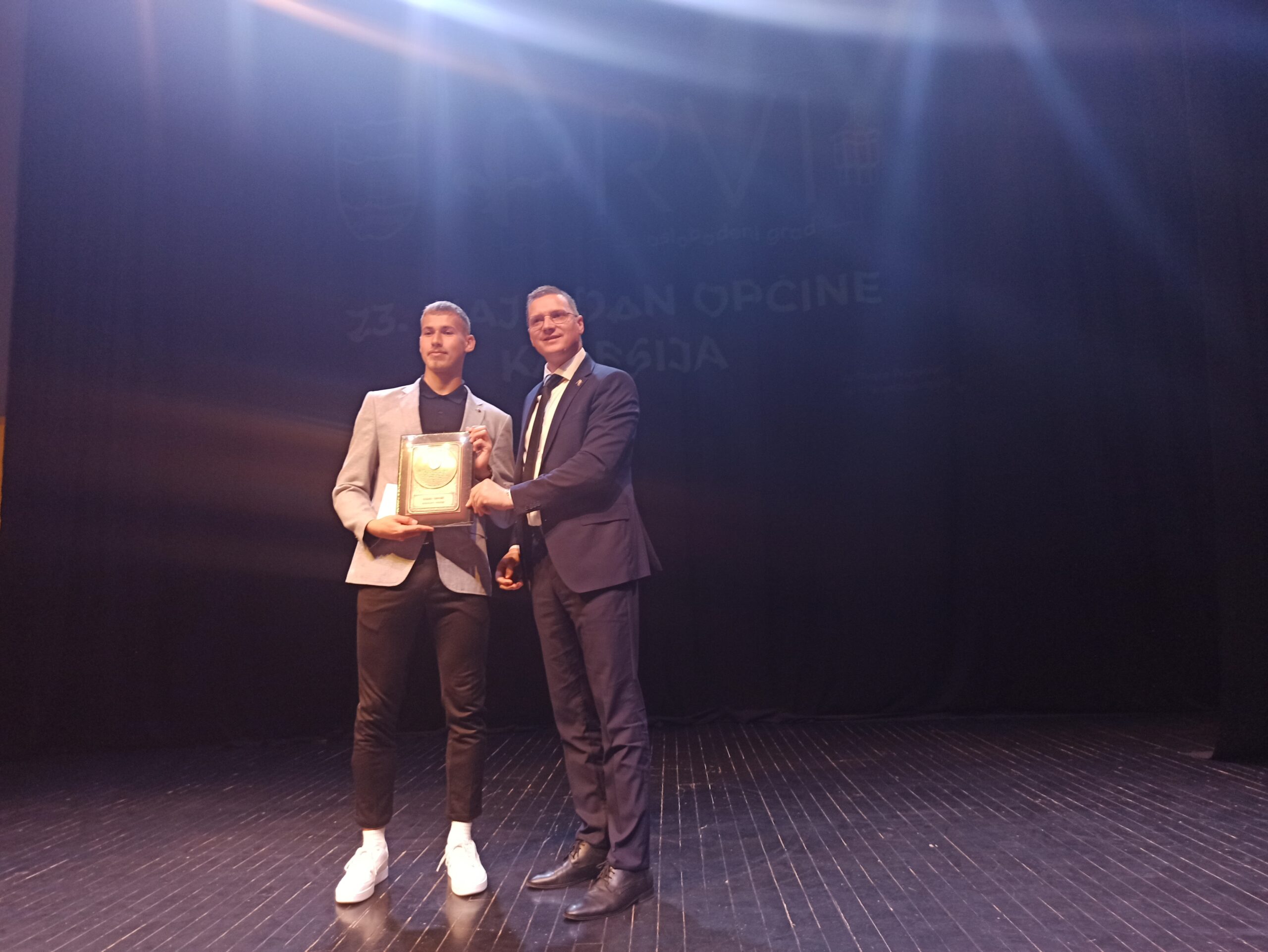 Bakiru Musiću “Medalja sa zlatnim grbom” – NEON Televizija